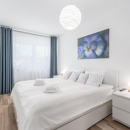 Seaside Breeze Stylish Apartment Balcony & Parking By Noclegi Renters Miedzyzdroje Exterior foto